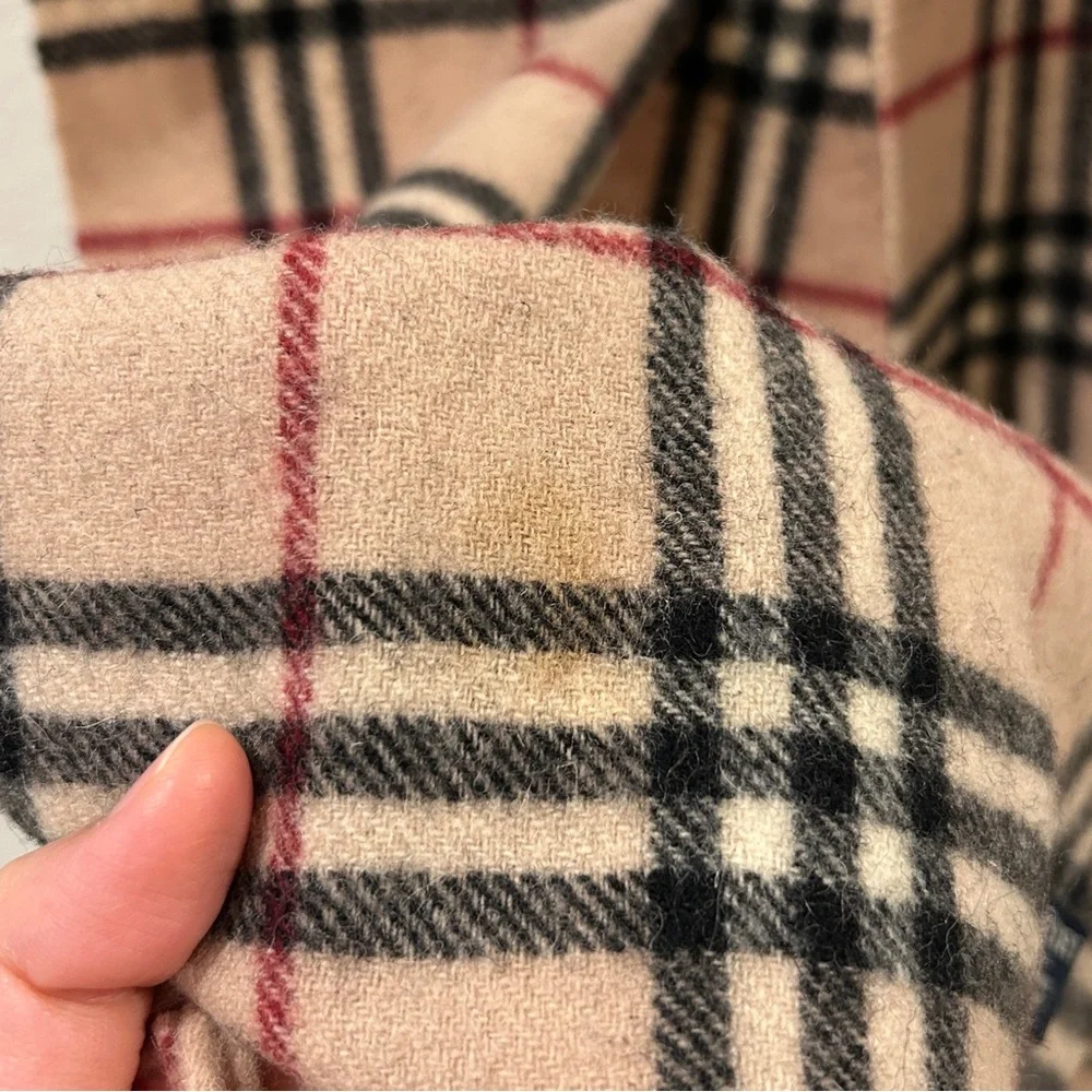 BURBERRY Classic Nova Check 100% Lambswool Scarf